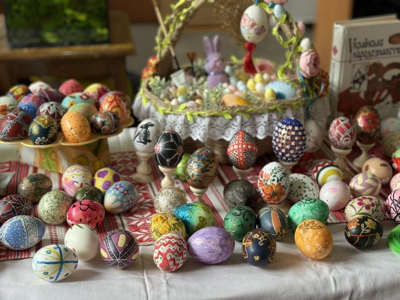 Великодні дзвони сповістили про Світле Христове Воскресіння — одне з найважливіших свят для українців.